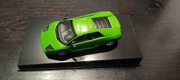 Lamborghini Murcielago 1:43 AUTOart