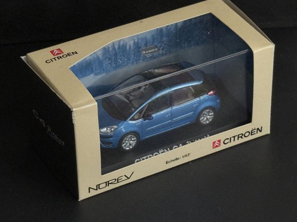 Citroen C4 Picasso 1:43 Tivoli Blue Norev