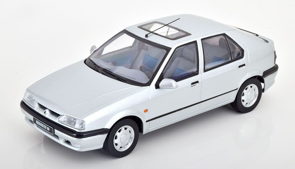 Renault 19 1994 1:18 Triple9