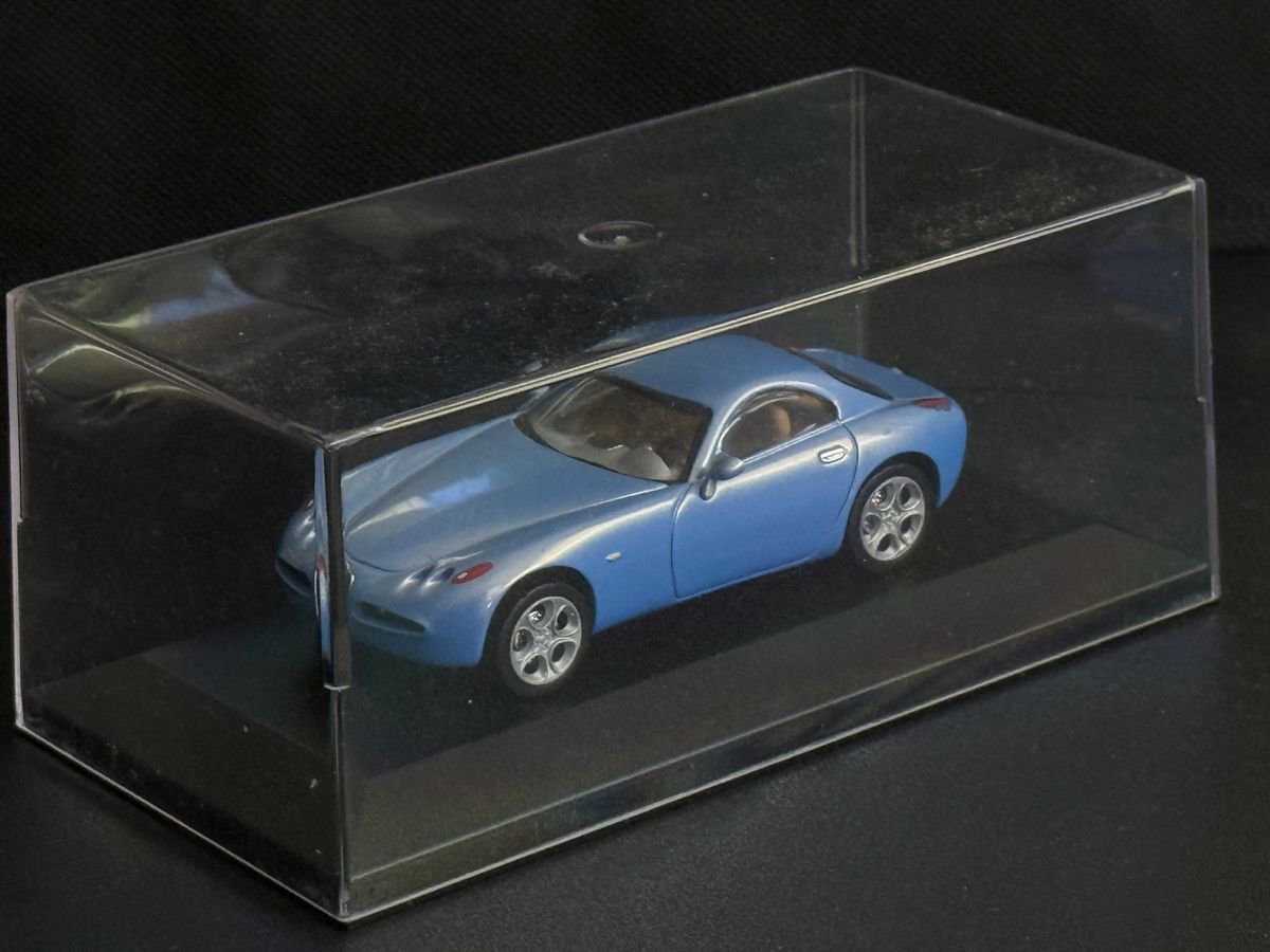 Alfa Romeo Nuvola 1:43 Limited Edition Blue