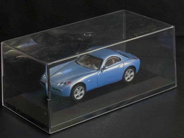 Alfa Romeo Nuvola 1:43 Limited Edition Blue