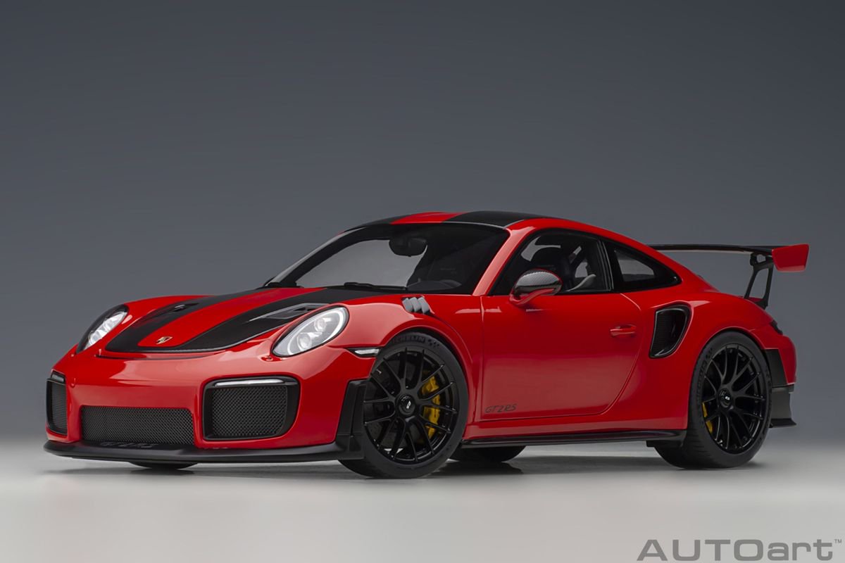 Porsche 911 (991.2) GT2RS (2017) 1:18 AutoArt