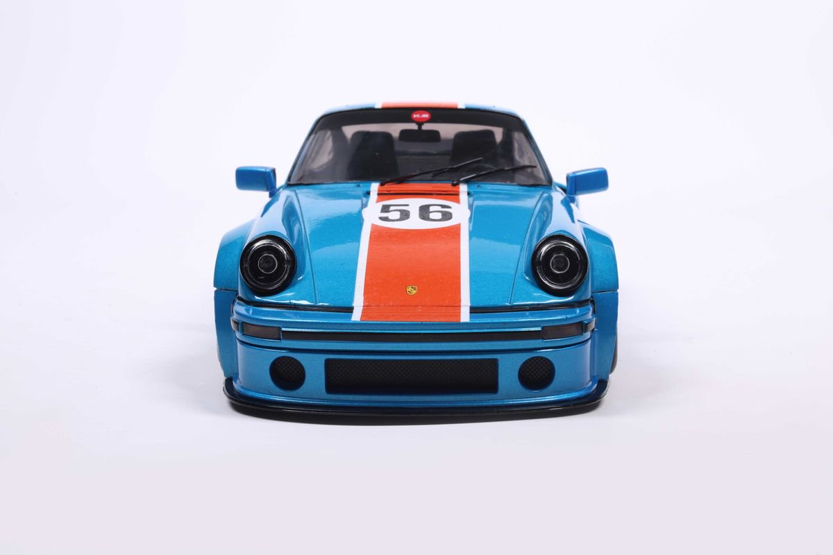 Porsche KS-R by Khyzyl Saleem 1:18 Solido