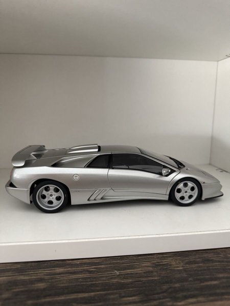 Lamborghini Diablo Jota 1:18 AUTOart