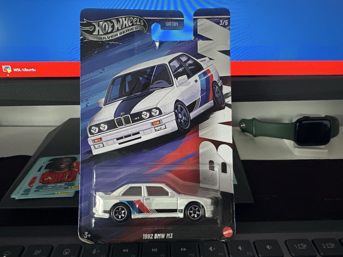 BMW E30 1992 Hot Wheels Silver