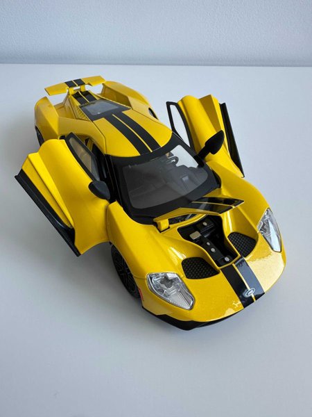 Ford GT 1:24