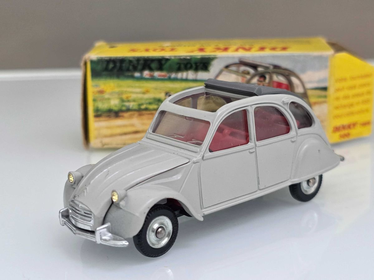 1/43 Dinky Toys Meccano Spania Citroen 2CV 1966 500