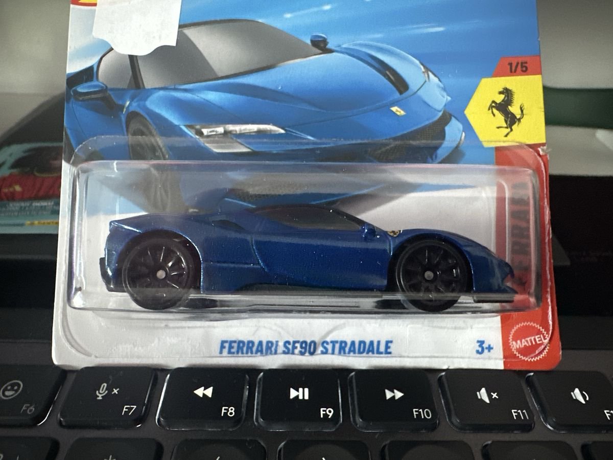 Ferrari SF90 Stradale Hot Wheels