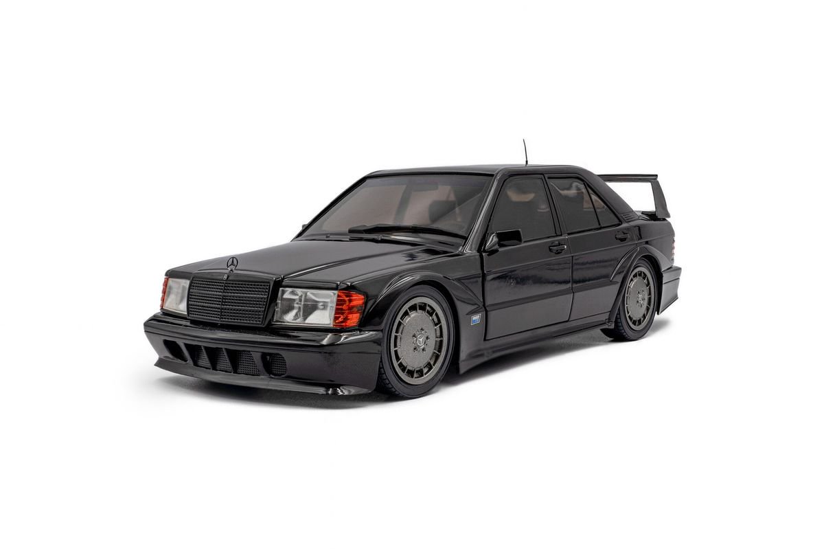 Mercedes-Benz 190 (W201) Evo II â Solido  Works Black â 1990 1:18 Solido