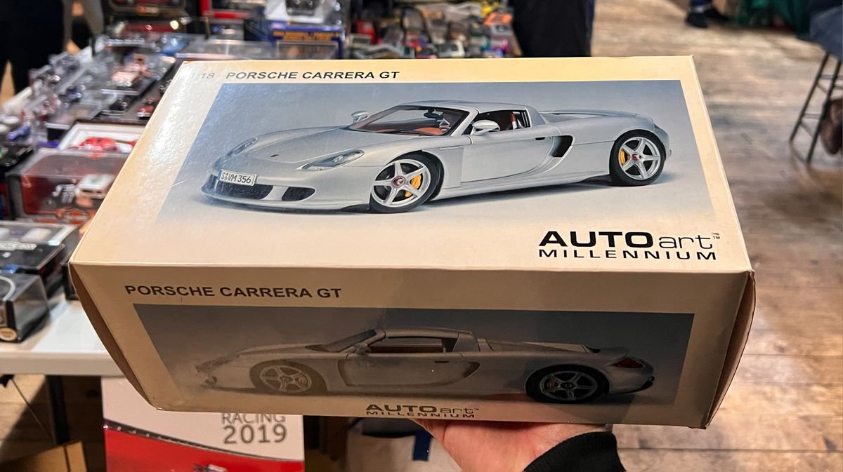 1/18 Porsche Carrera GT , Autoart