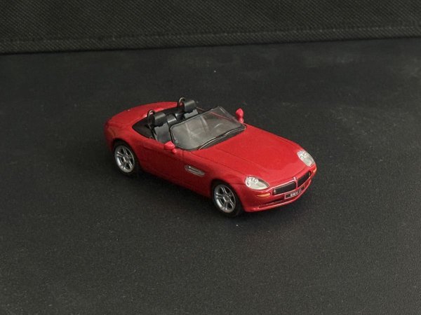 BMW Z8 1:43 DeAgostini Red