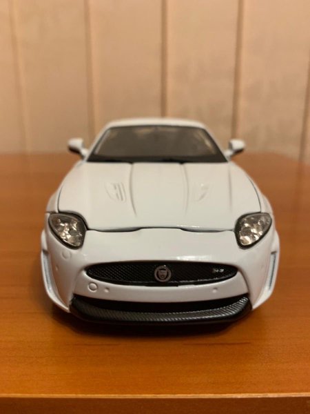 Jaguar XK-RS , Bburago ,1/24