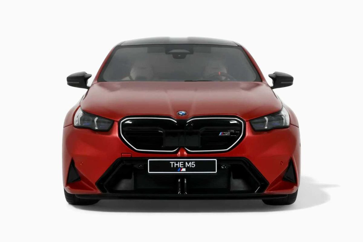 Macheta BMW M5 1:18 GT Spirit GT966