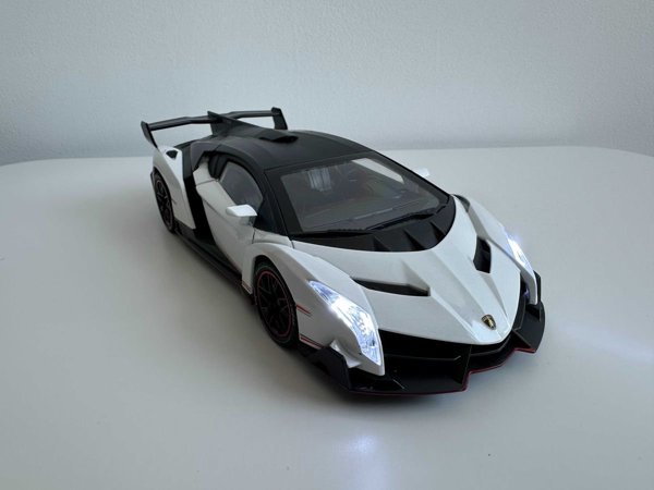 Lamborghini Veneno 1:24