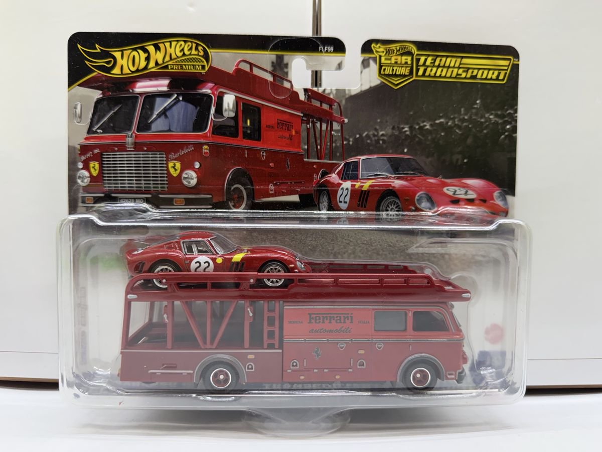Hot wheels Premium Ferrari 250 GTO / Fiat 642 RN2 Bartoletti macheta