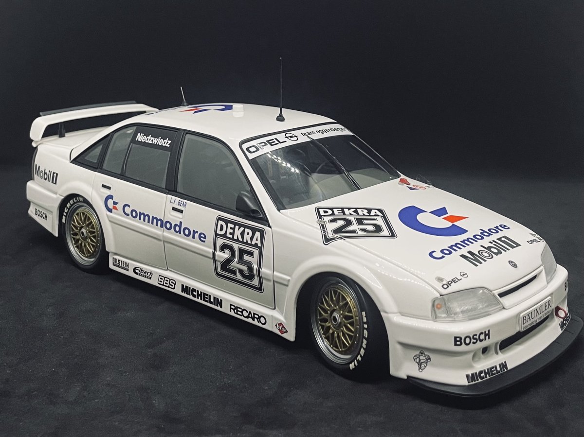 Opel Omega 3000 24v DTM