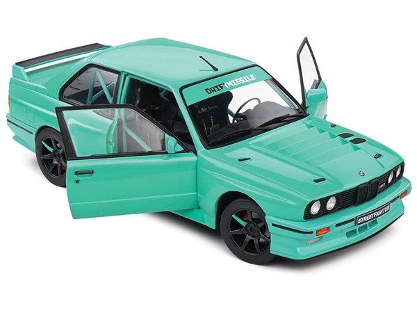 BMW E30 M3 – Tiffany Blue Custom 1:18 Solido