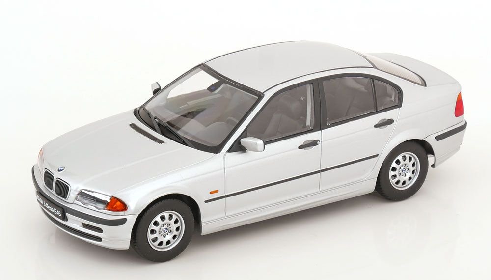 BMW Seria 3  E46  1999  argintiu 1:18 KK-Scale